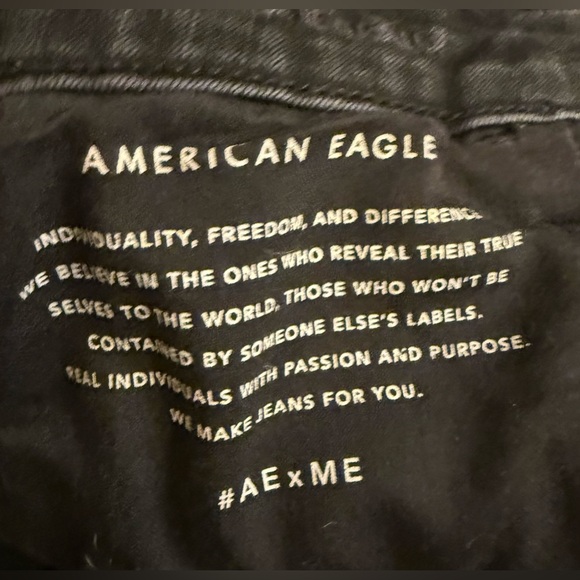 American Eagle Dream Jean - Picture 2 of 2